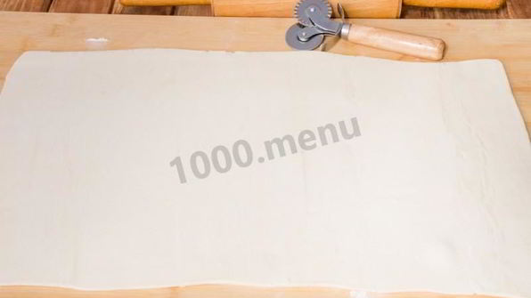 торт полено слоеное