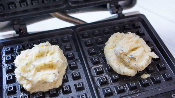 картофельные вафли с сыром