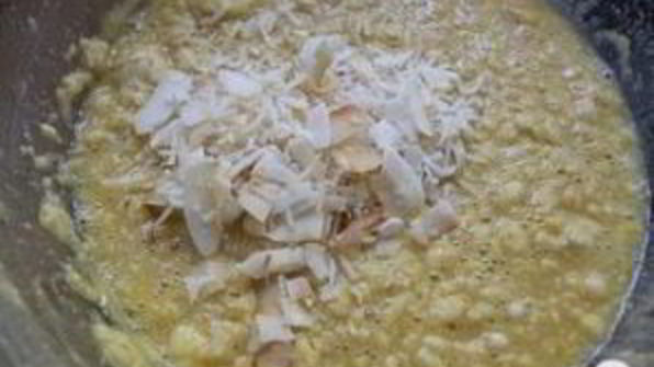 кокосовые вафли со взбитыми сливками