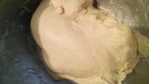 вишневый рулет