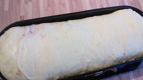 вишневый рулет