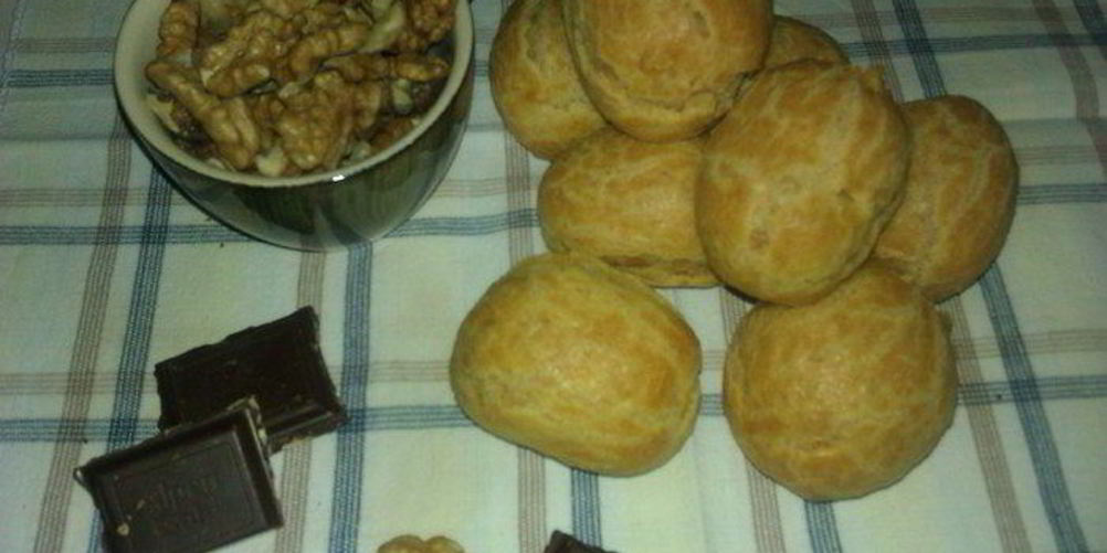 Рецепт необыкновенных эклеров с орехово-бейлисовым кремом