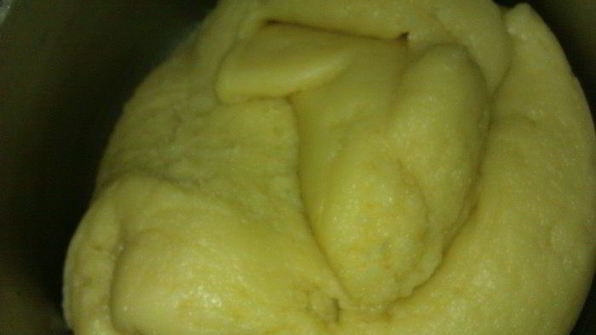 необыкновенные эклеры с орехово-бейлисовым кремом