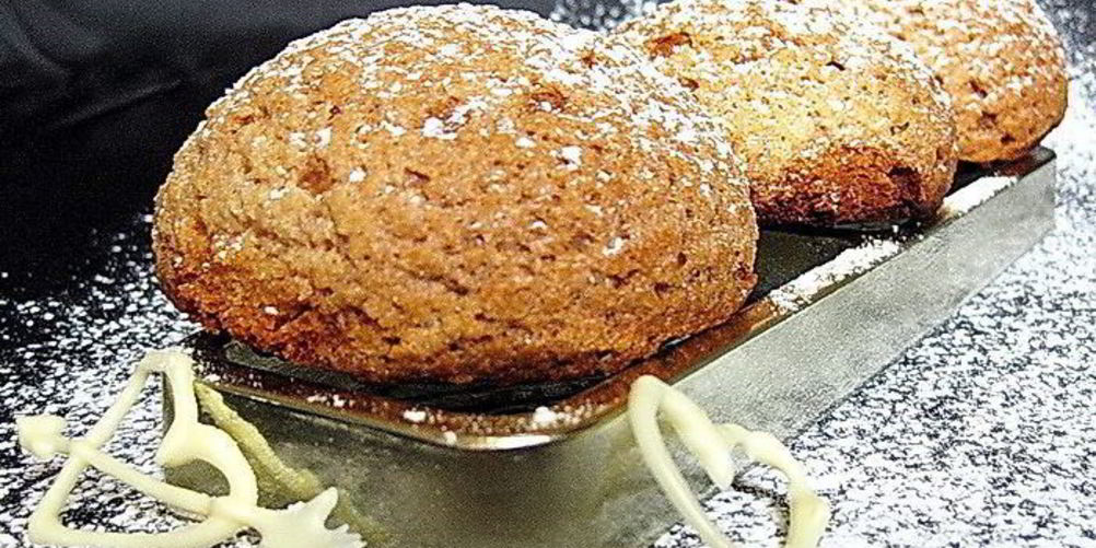 Рецепт новогодних профитролей-крамбла