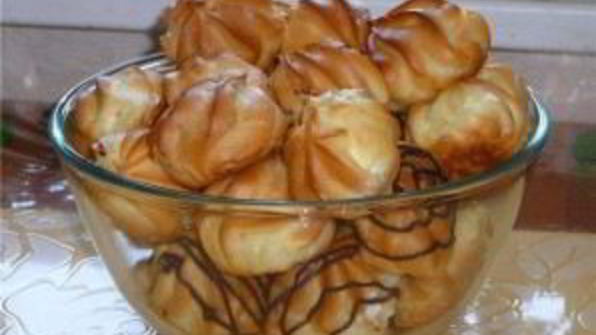 профитроли с заварным кремом