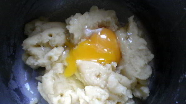 торт с профитролями и хурмой