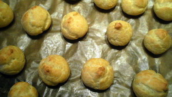 торт с профитролями и хурмой