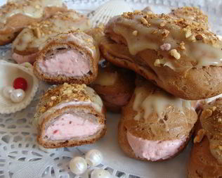 Эклеры Клубника со сливками