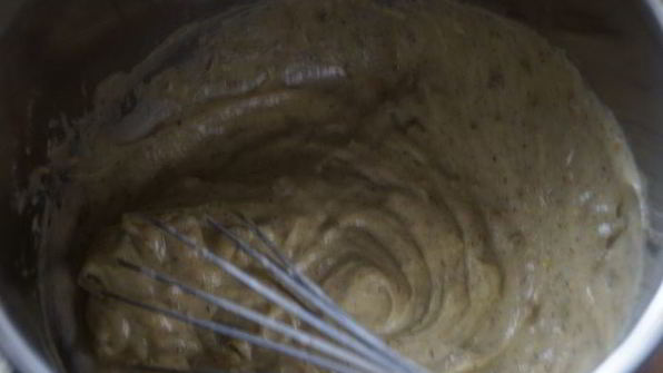 эклеры с фисташковым кремом