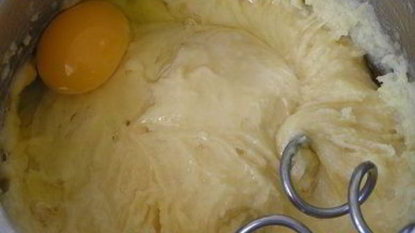 эклеры с лимонным заварным кремом