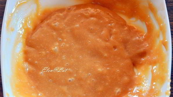 эклеры с шоколадным кремом, карамелью и миндалем