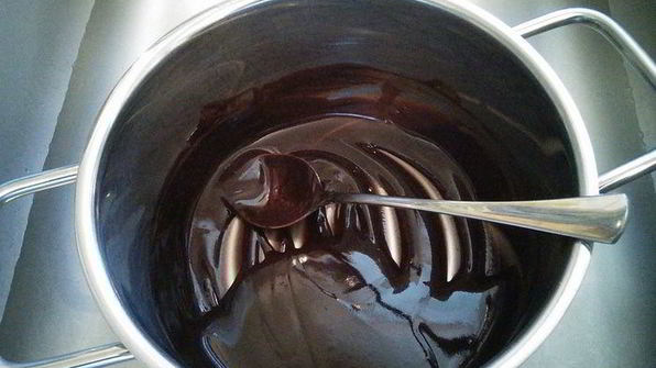 эклеры с шоколадным кремом патисьер