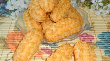 Эклеры с творожным кремом