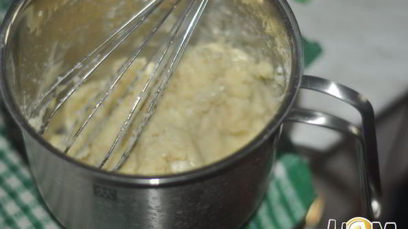 эклеры со взбитыми сливками и сгущенкой