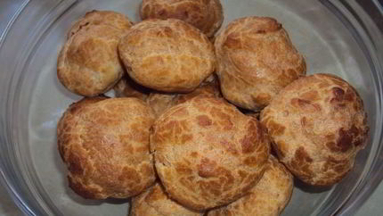 Заварные пирожные с ореховым кремом