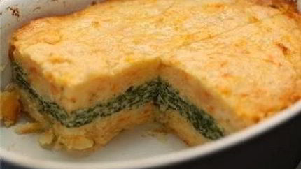 Картофельная запеканка с курицей и зеленью