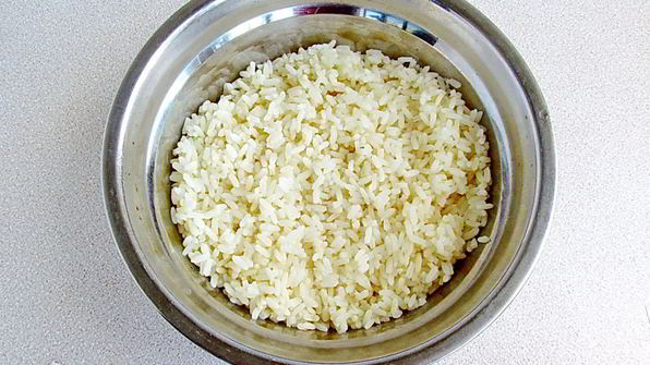 рисовая запеканка с зеленым луком