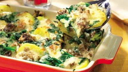 Запеканка из фарша и шпината