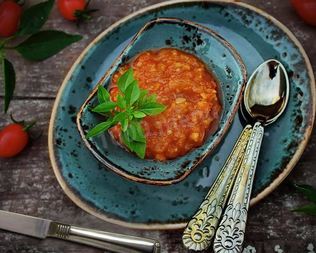 Аджика из кабачков и перца на зиму