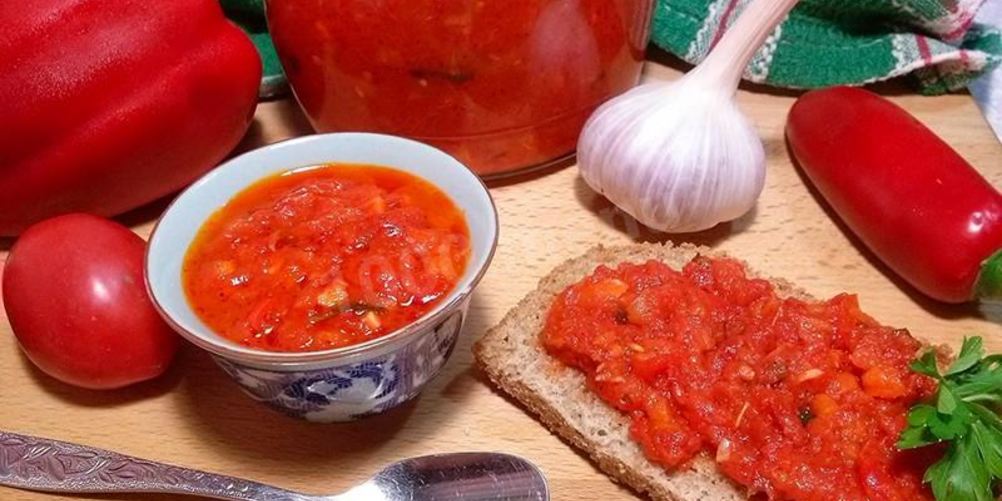 Рецепт аджики из помидор пальчики оближешь