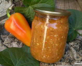 Аджика из помидоров и чеснока