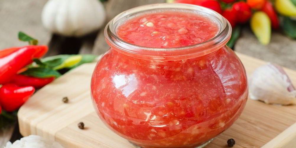 Рецепт аджики из свежих помидоров