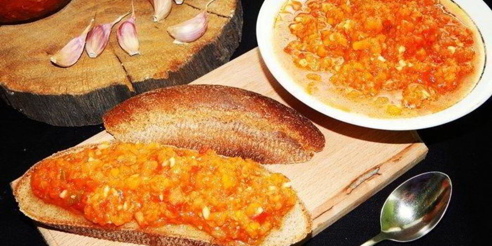 Рецепт аджики с яблоками