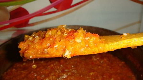 аджика с яблоками