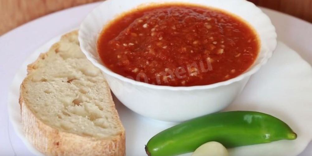 Рецепт домашней аджики с яблоками и морковью