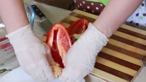 домашняя аджика с яблоками и морковью