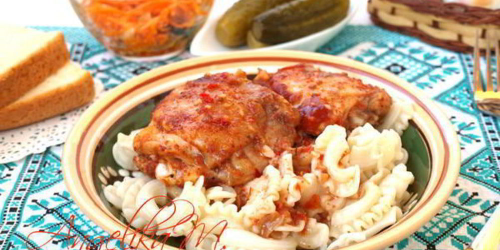 Рецепт куриных бедрышек запеченных с аджикой