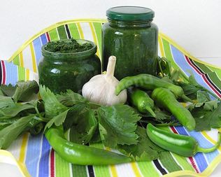 Зеленая аджика пальчики оближешь на зиму