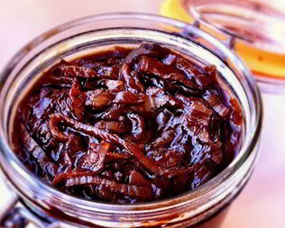 Луковый джем с пивом и шоколадом