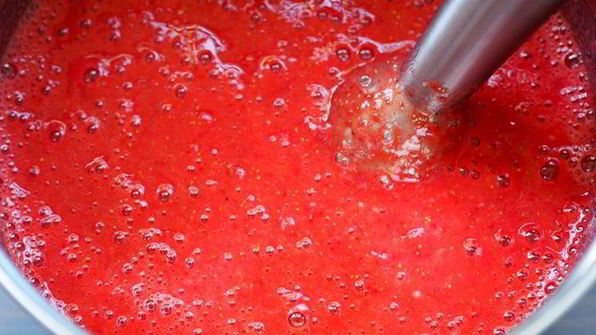 натуральный джем из клубники