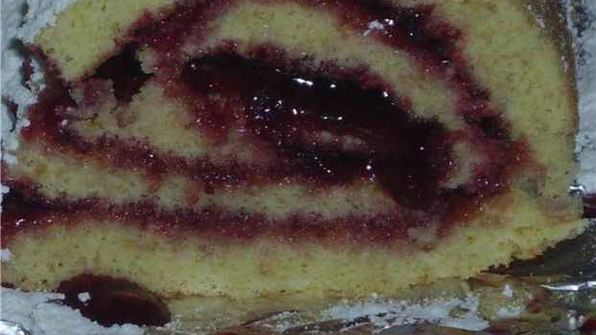 рулет с джемом