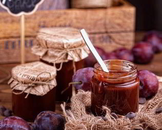 Сливовый джем-соус с горьким шоколадом