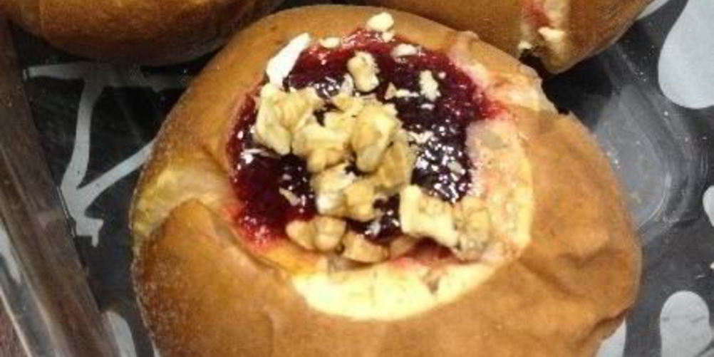 Рецепт запеченных яблок с орехами и джемом