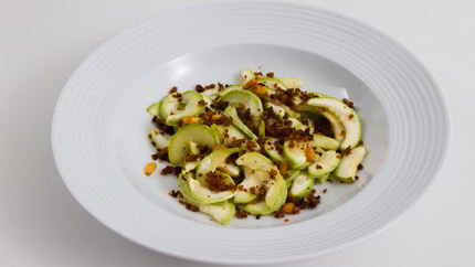 Кабачки с вялеными помидорами