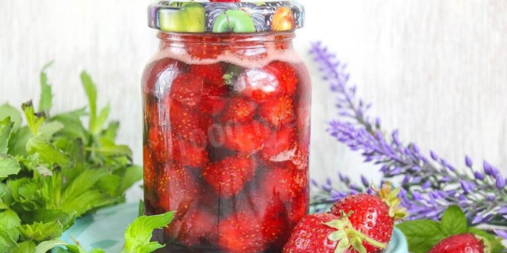 Рецепт клубники в собственном соку на зиму