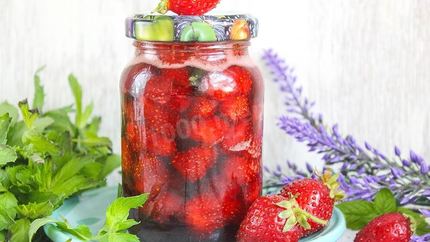 Клубника в собственном соку на зиму