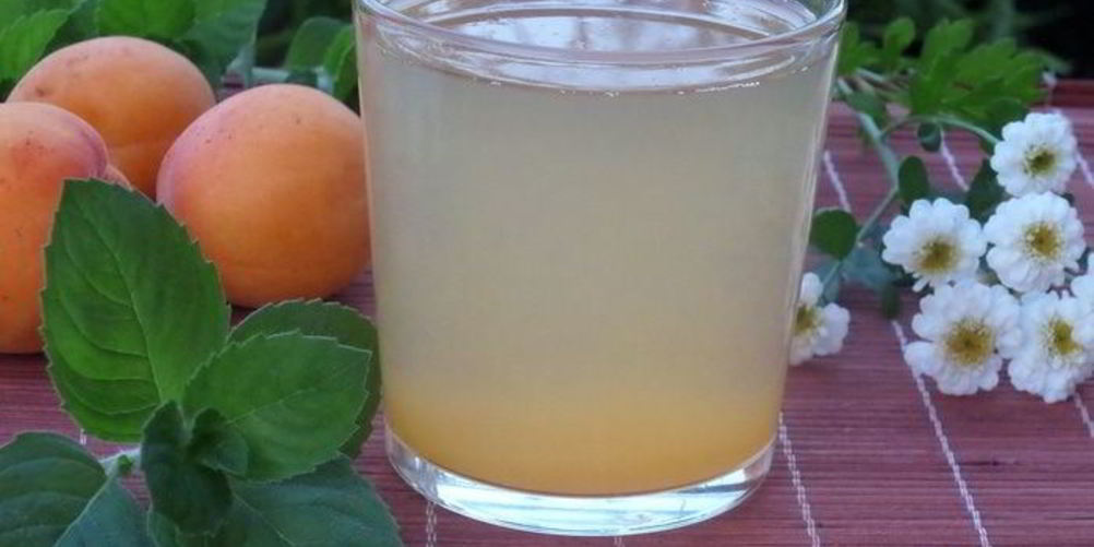 Рецепт абрикосового компота с лимонным соком