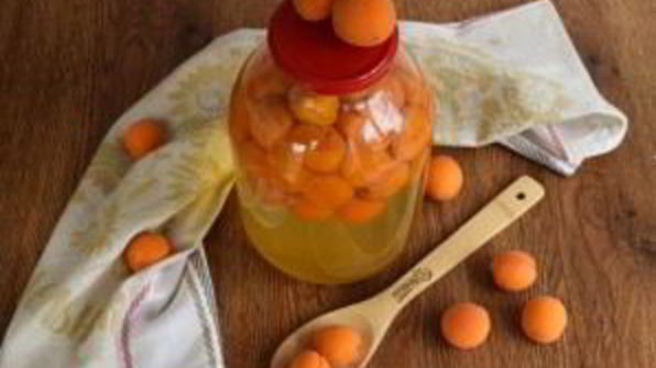 компот из абрикосов