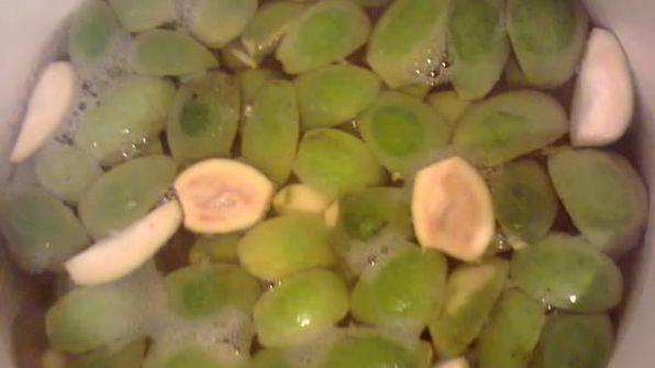 компот из фейхоа с орегано