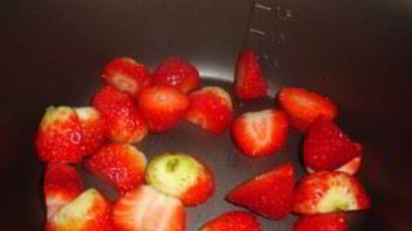 компот из клубники в мультиварке