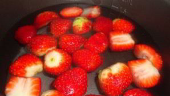 компот из клубники в мультиварке