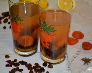 Компот из кураги и чернослива и изюма