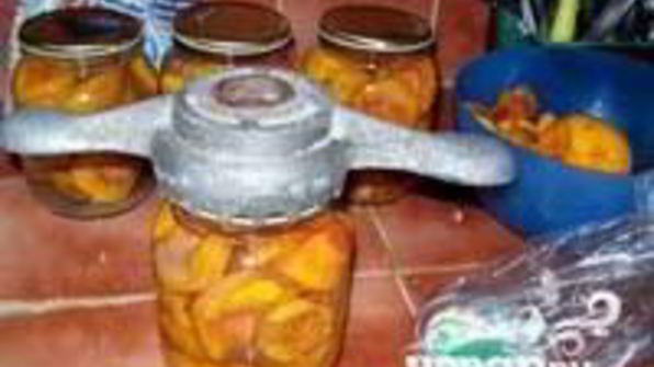 компот из персиков