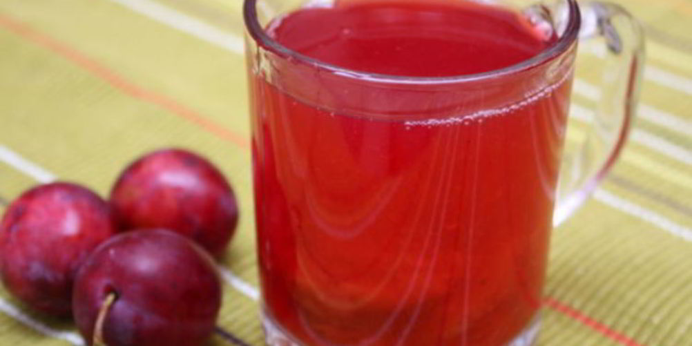 Рецепт компота из слив