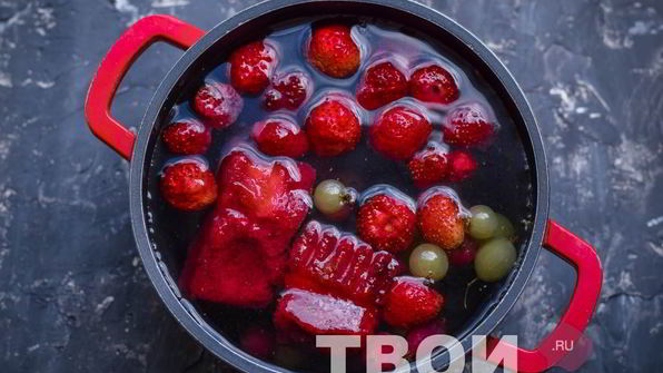 компот из замороженных ягод