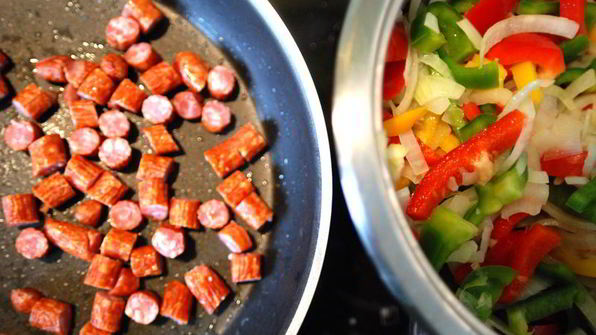 лечо с колбасой